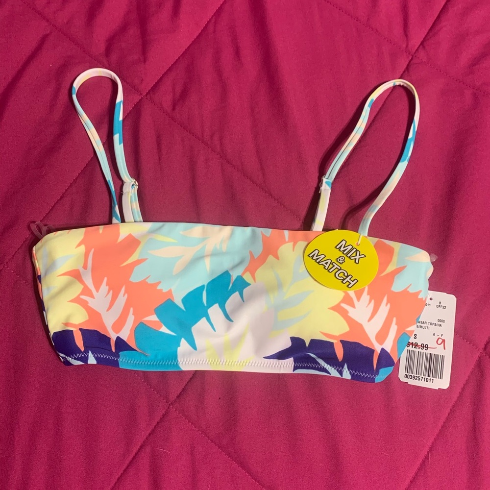 Forever 21 bathing suit tags still on!